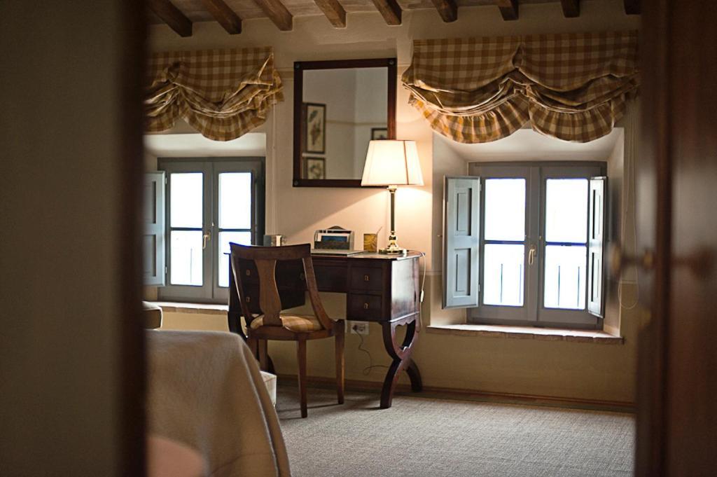 La Locanda Di Cetona Bagian luar foto